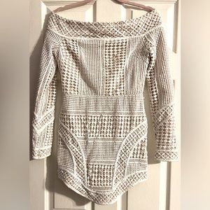 Tobi white small/petite dress. Perfect for your bachelorette party night out!